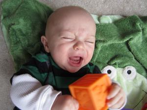 Nhiệt độ do răng ở trẻ sơ sinh là một hiện tượng thường xuyên.